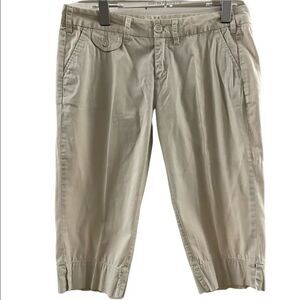 Cinnamon Girl ~ light khaki Bermuda Shorts ~ size 4